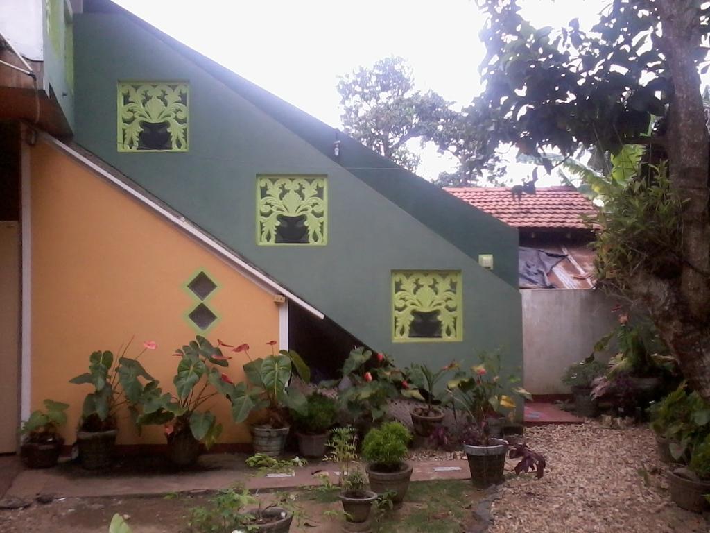 Himasha Guest Hotel Mirissa Exterior foto